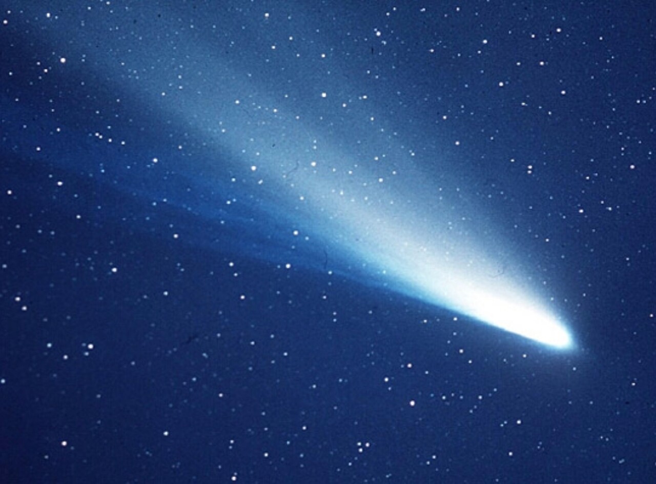 1986년 4월 10일 지구 가까이 다가온 핼리 혜성. 사진 NASA